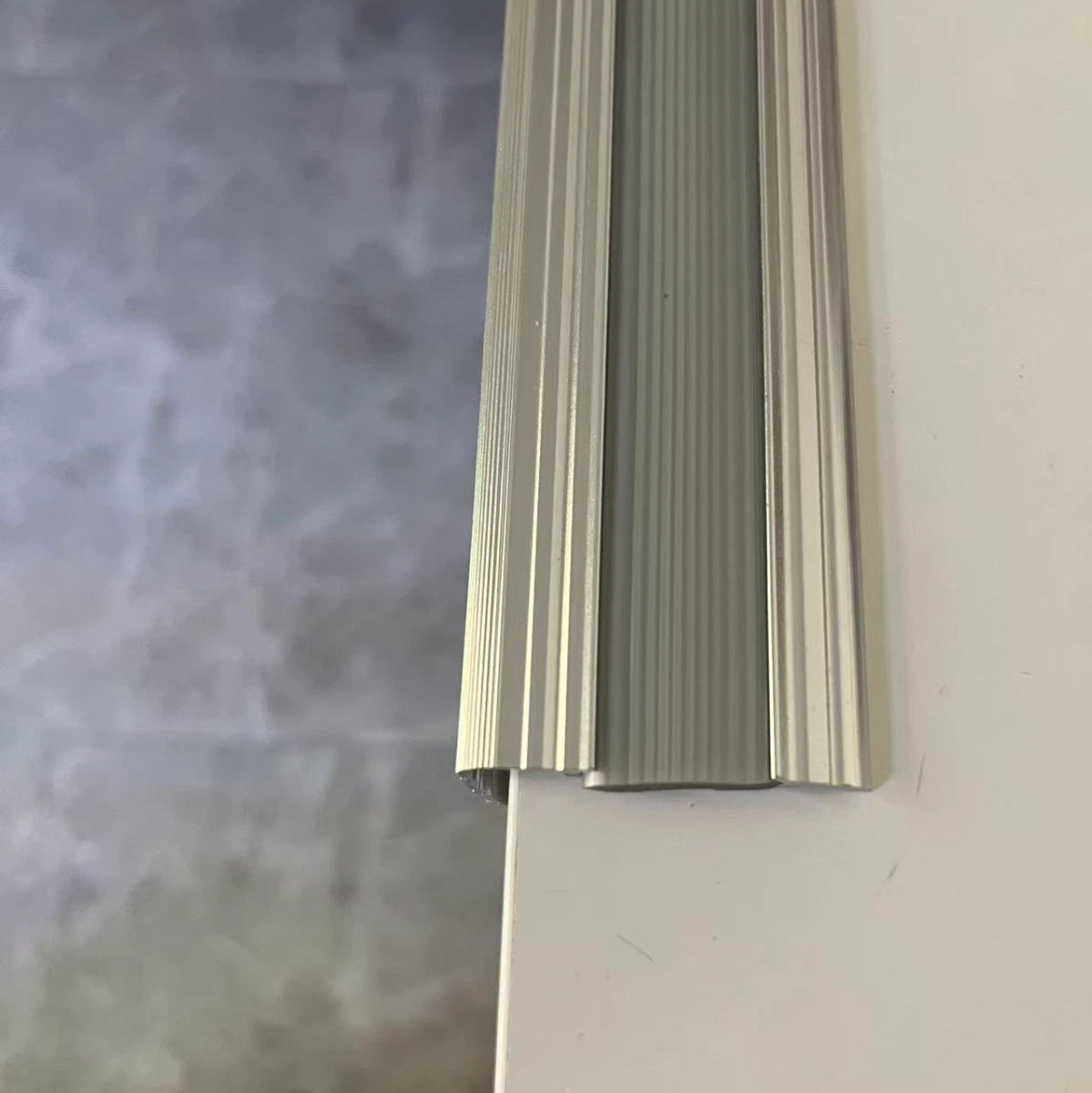 Stair Edge Nosing - silver- Trim Step Nose Edging Nosings Carpet-90cm