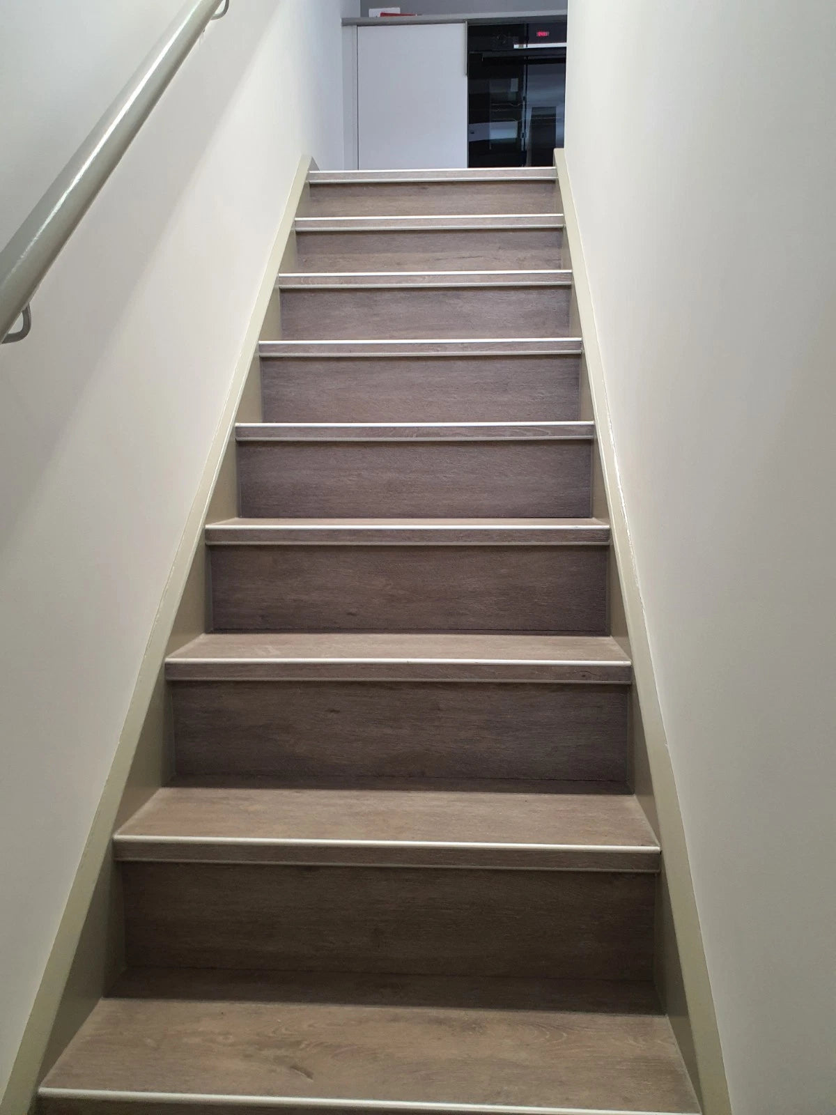 LVT 5mm Stair Nosing 2.7m Outer Corner Vinyl Flooring Aluminium Edge Profile C29