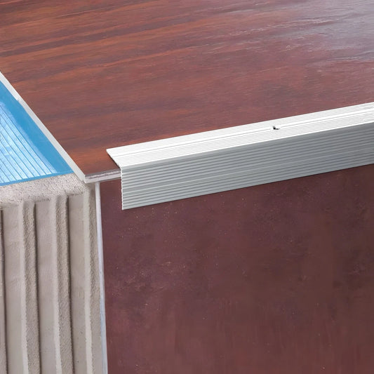 Stair Nosing Silver 30x30mm Anodised Aluminium Ribbed Non-Slip 1.0m Trim Screws