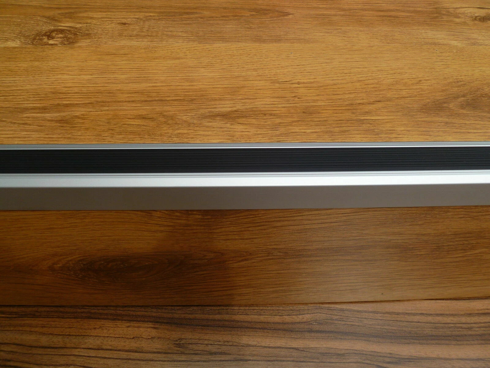 15 x Aluminium Stair Nosing Edge Trim Step Nose Edging Nosings Carpet 46 x 30mm