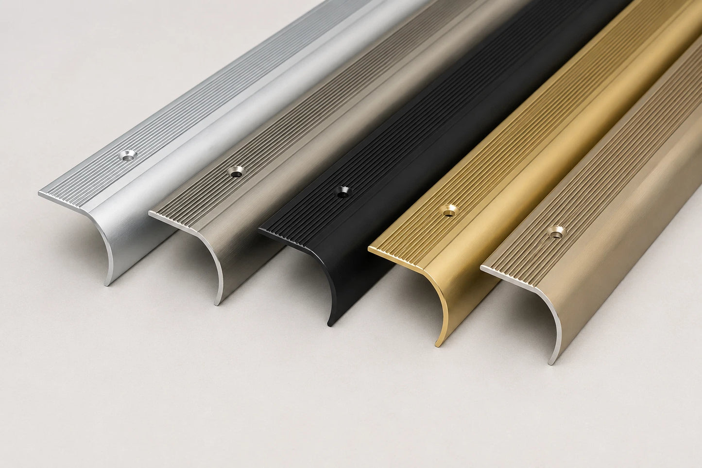 Aluminium Stair Nosing 35 × 45 mm Bullnose Edge Trim Anti Slip Step Edging 2M