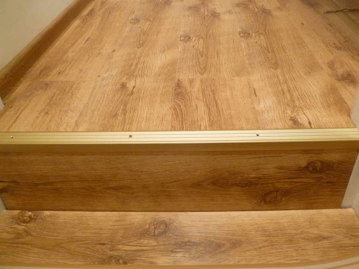 ALUMINIUM STAIR NOSINGS STEP EDGE NOSING FOR LAMINATE, WOOD,CARPET,TILE 40x25mm