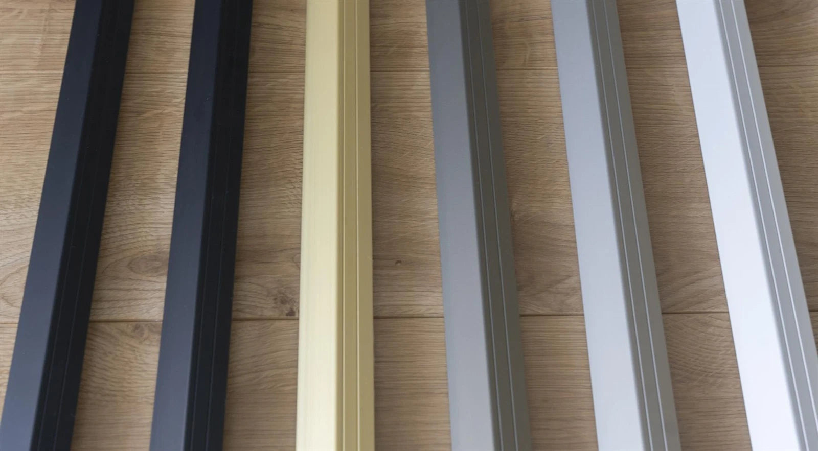 900mm SELFADHESIVE ANODISED ALUMINIUM ANTI NON SLIP STAIR EDGE NOSING TRIM RAMP